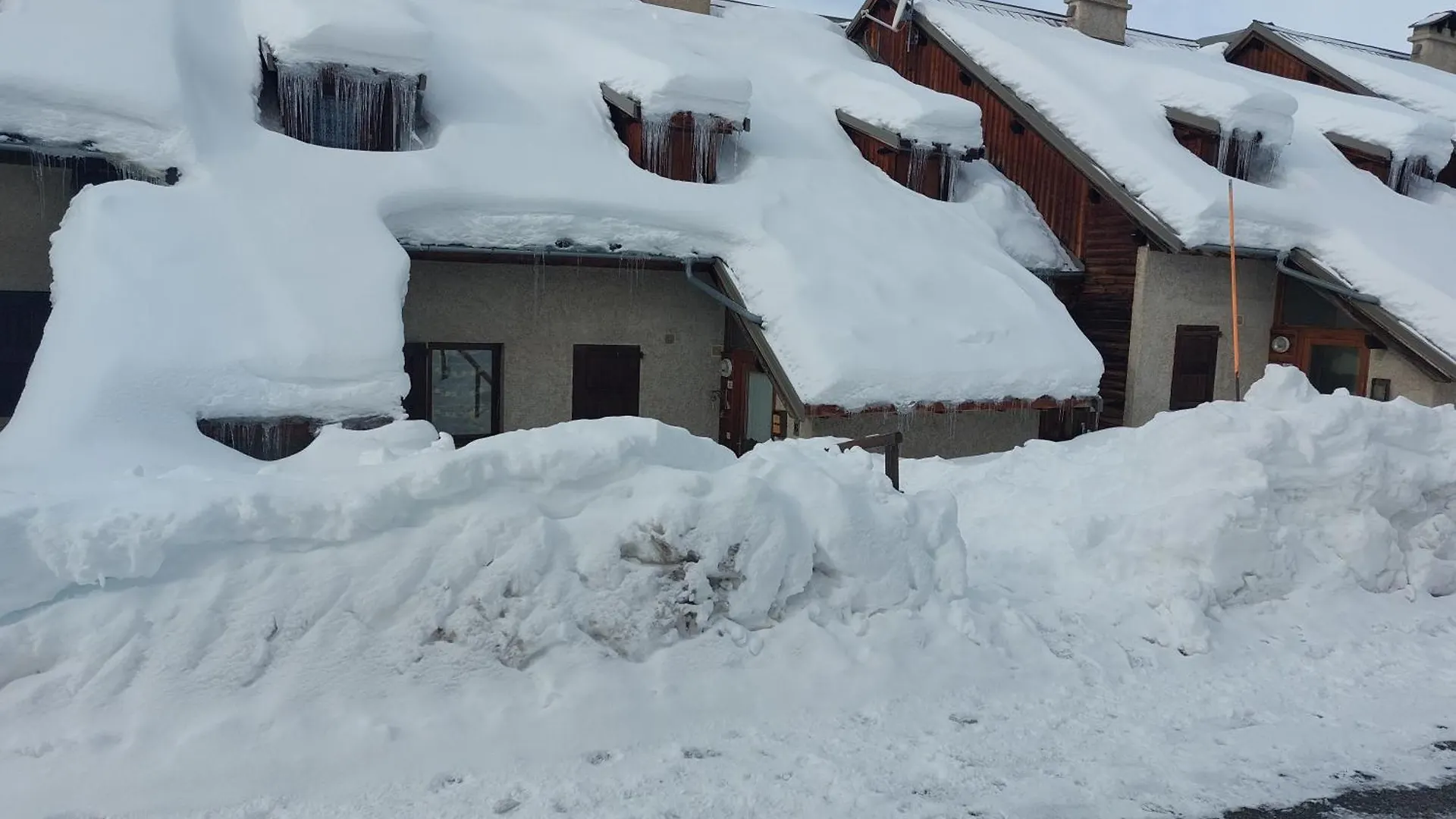Les Airelles 33 Rue Du Pas Du Chai, Molines En Queyras Classe 3 Etoiles 0*, مولينيس ان كويراس فرنسا