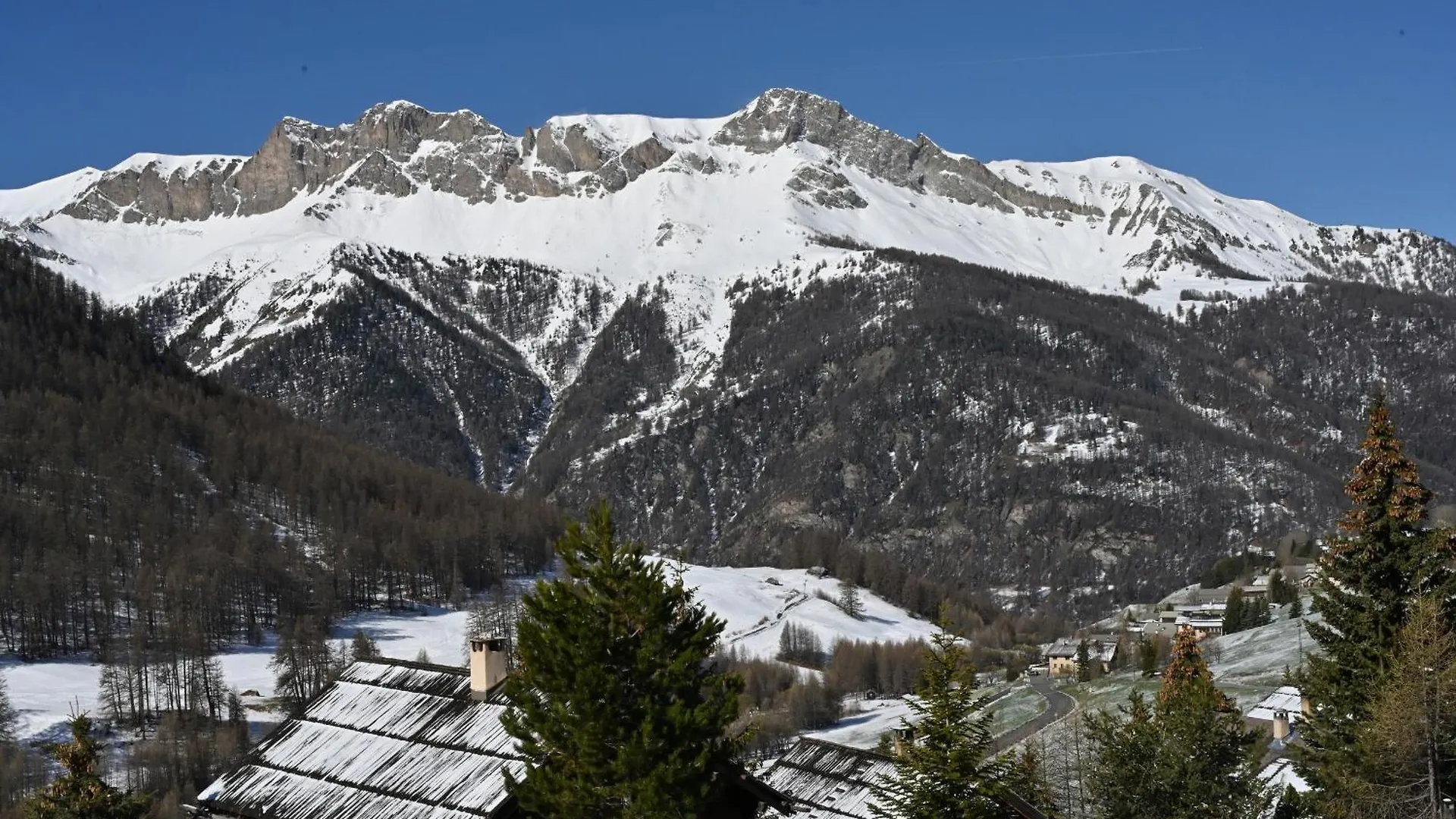 Les Airelles 33 Rue Du Pas Du Chai, Molines En Queyras Classe 3 Etoiles